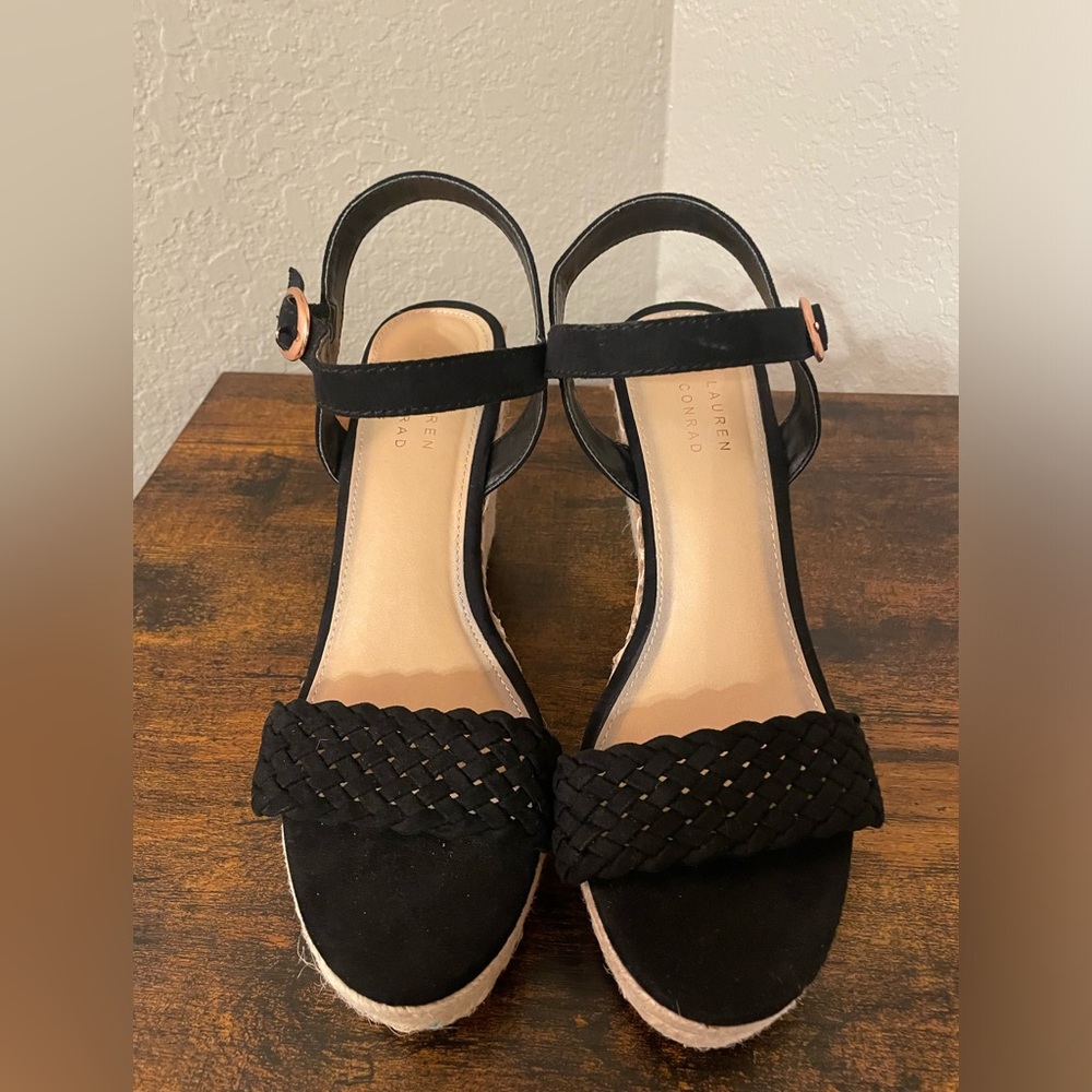 LC Lauren Conrad Black Wedge Sandals, Size 9, NIB